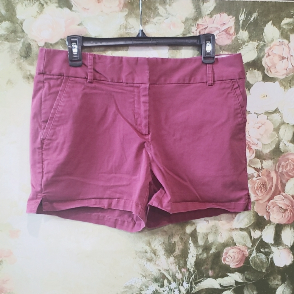 2/$5 Ann Taylor LOFT Sz 6 shorts